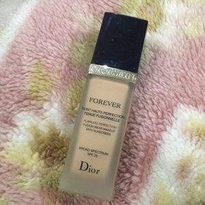 Dior diorskin forever shade 032